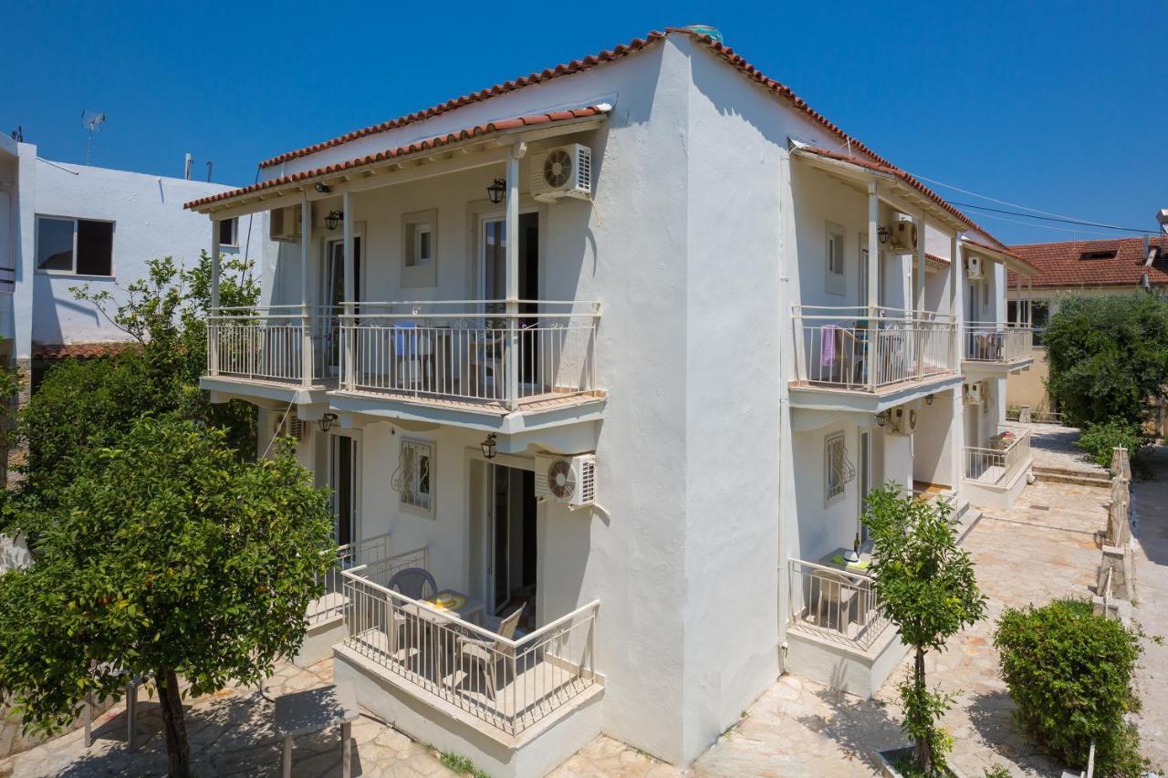 Paralia studios Kávos Exterior foto
